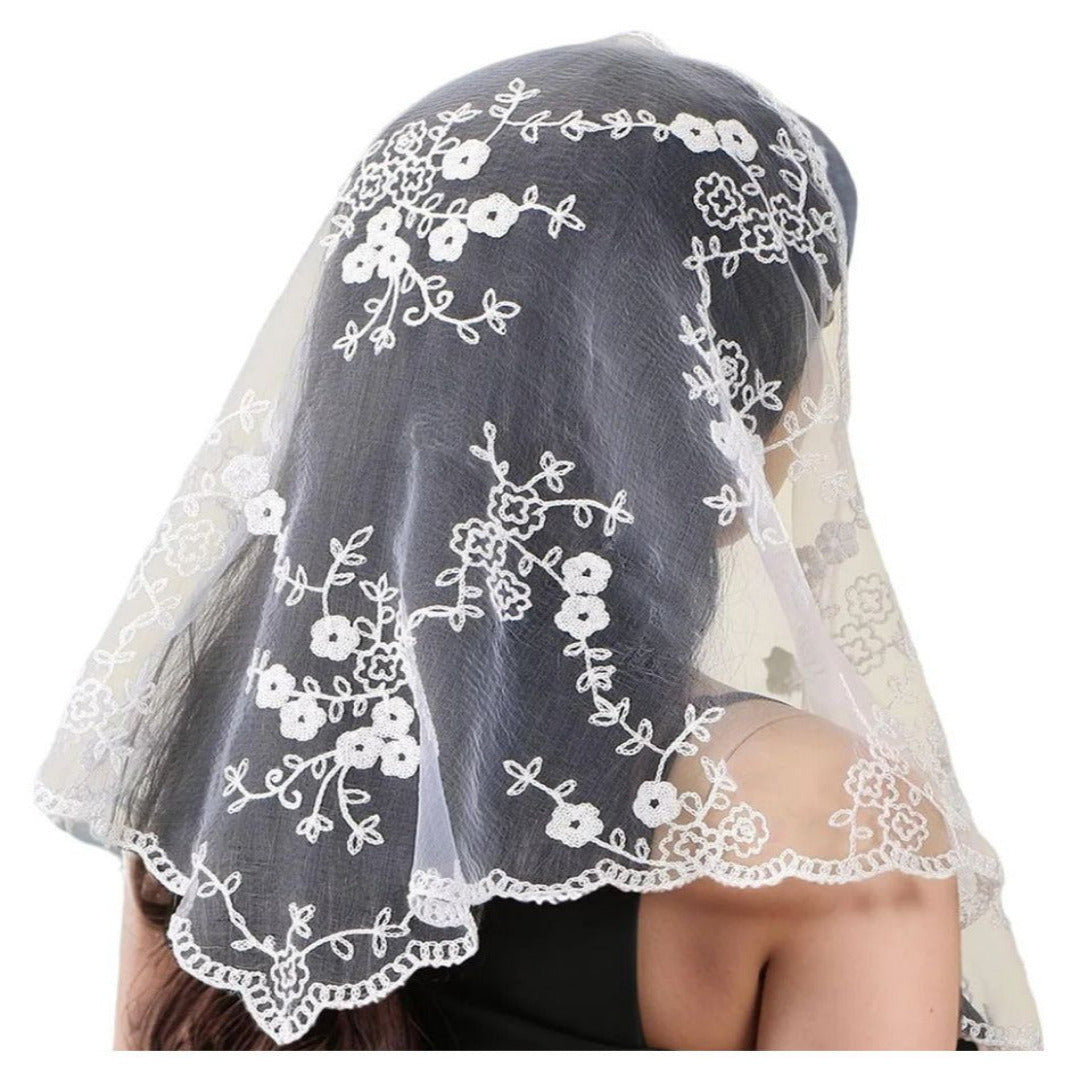 MANTILLA / CHURCH VEIL TRIANGLE 7