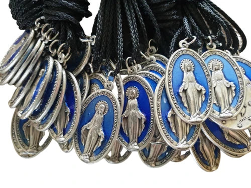 Golden Miraculous Medal oval blue enamel - 25 mm – SERAL I Souvenirs de Lourdes Golden Miraculous Medal oval blue enamel - 25 mm – SERAL I Souvenirs de Lourdes