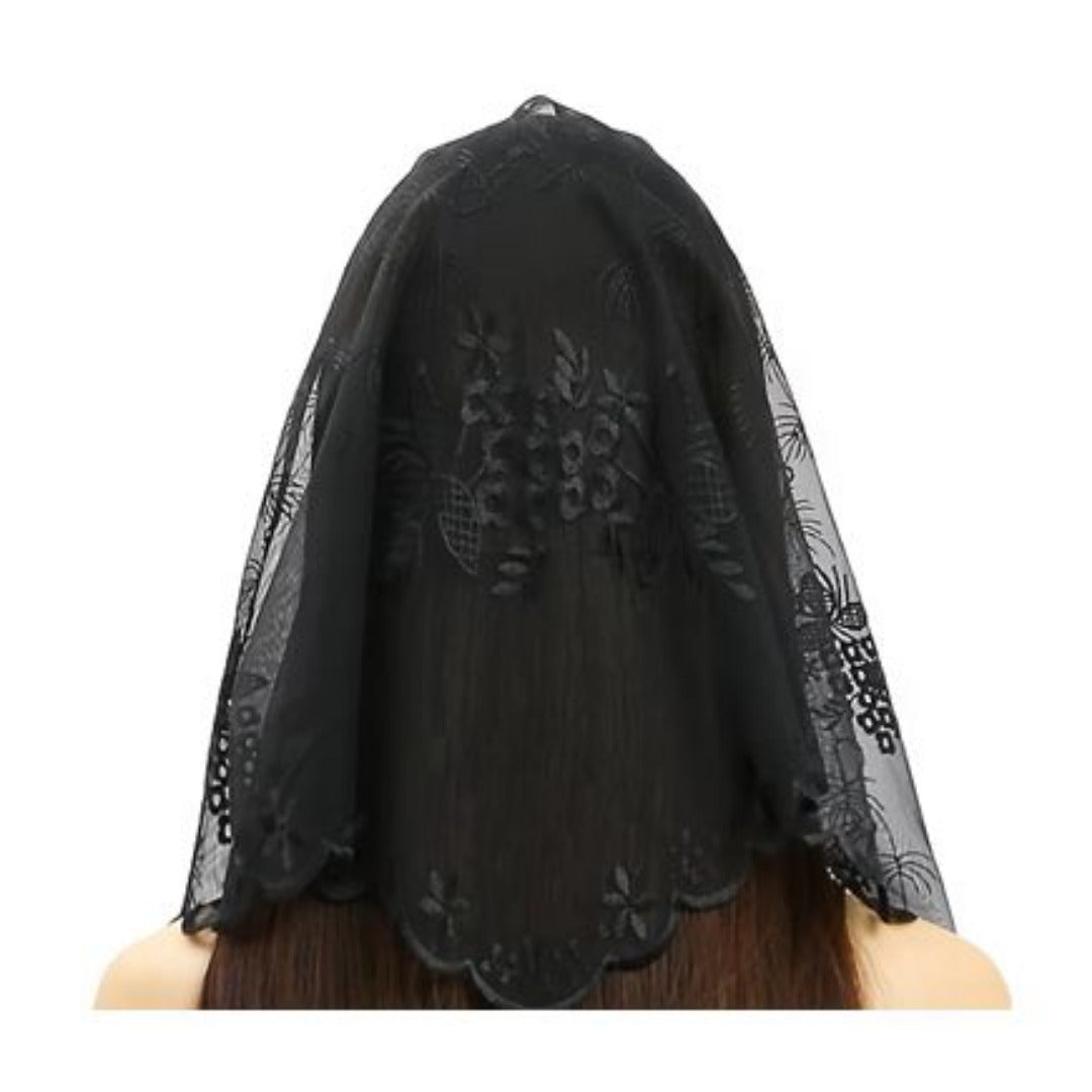 MANTILLA / CHURCH VEIL TRIANGLE 5